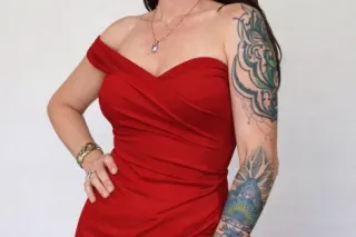 Slim Classy Brunettte - Image 1