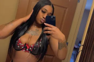 I'm Back🔥😏 Chanel Babe 💦🥰 - Image 6