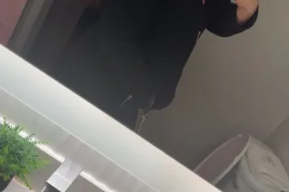 Sexy, Bubbly Brunette Bombshell 😇 lots of fun! - Image 5