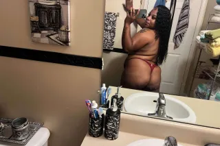 Hey Luvs It’s Karma 5’4 brownskin upscale babe💦 new in town here to fulfill your pleasurable desires 🍆💦👅 not with any games also wanting to deal with men 35 and up 💋 - Image 1