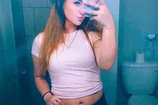 *Available Now* come see a baddie, pretty white gal💕 - Image 10