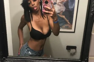 tall, slim, and ready to give you a great time😝🥰 - Image 2